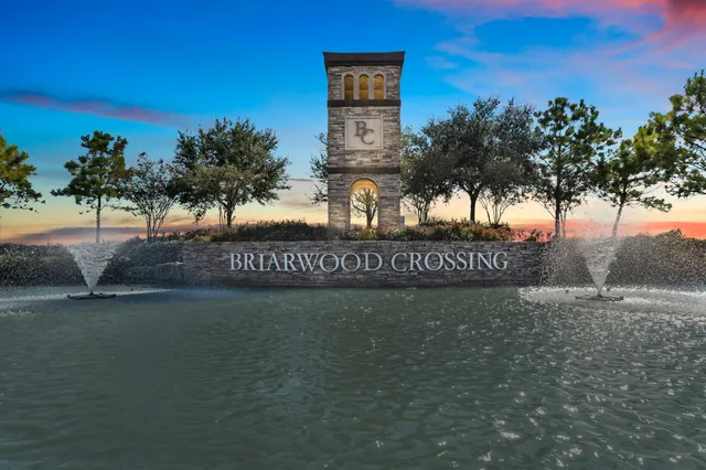 $560,025 | 4502 Whisperwood Drive, Rosenberg, TX 77471