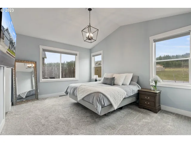 $600,000 | 819 Riley Drive Northeast, Silverton, OR 97381