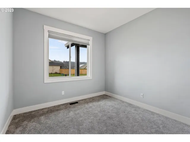 $600,000 | 819 Riley Drive Northeast, Silverton, OR 97381