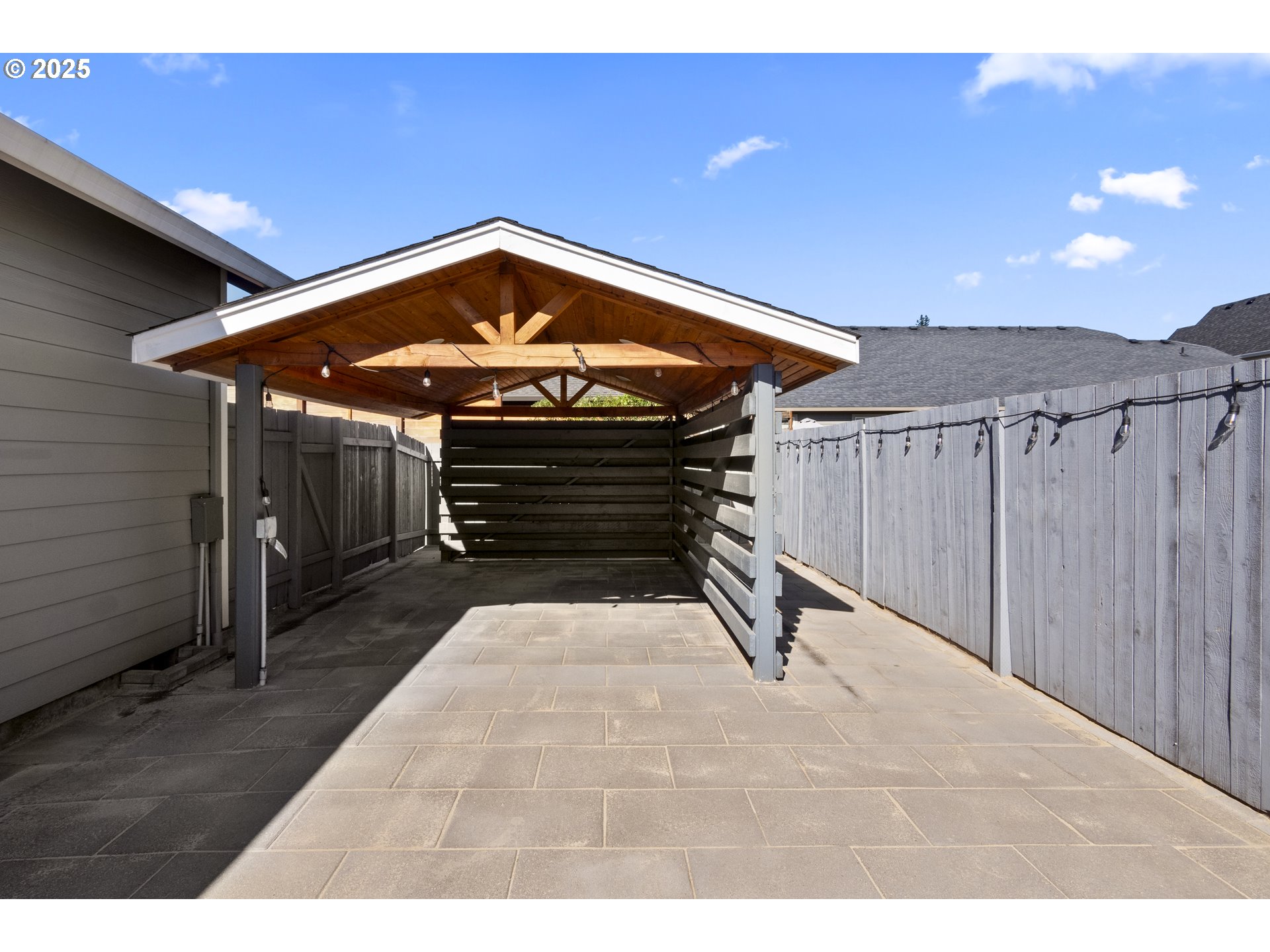 819 Riley Drive Northeast Silverton, OR 97381 - Photo 27 of 32