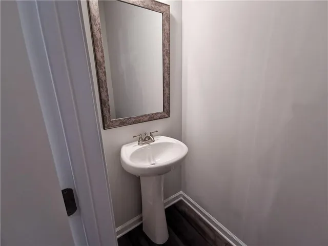 $2,050 | 159 Station Overlook Drive, Auburn, GA 30011