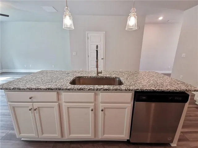 $2,050 | 159 Station Overlook Drive, Auburn, GA 30011