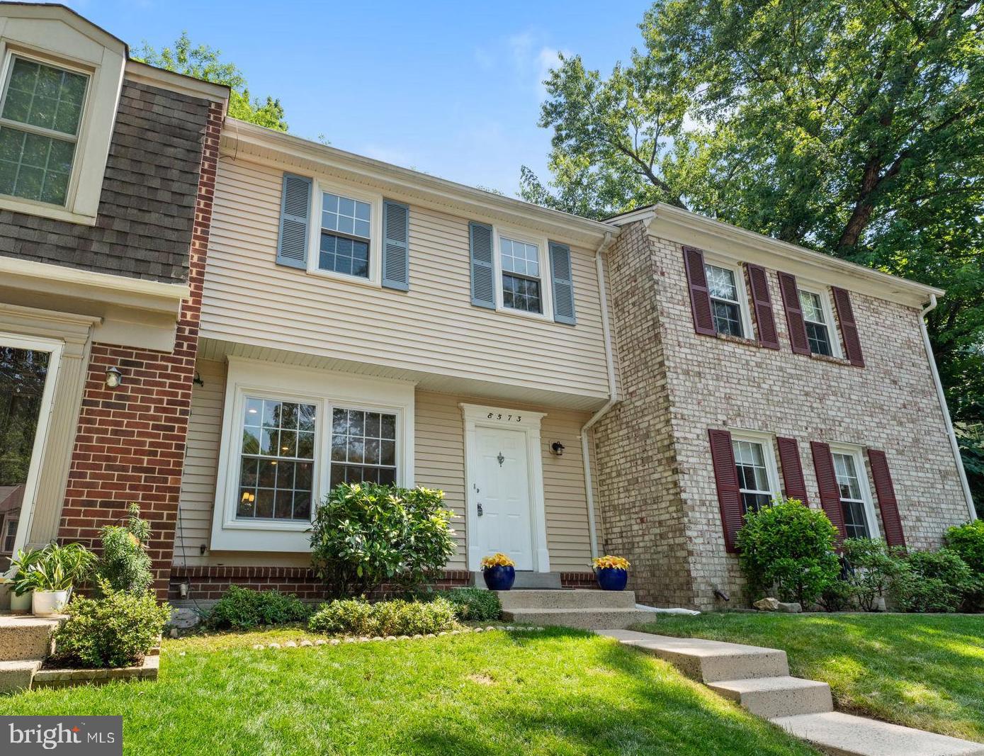 8573 Chester Grove Court Springfield, VA 22153 - Photo 3 of 39 Gallery Image 3