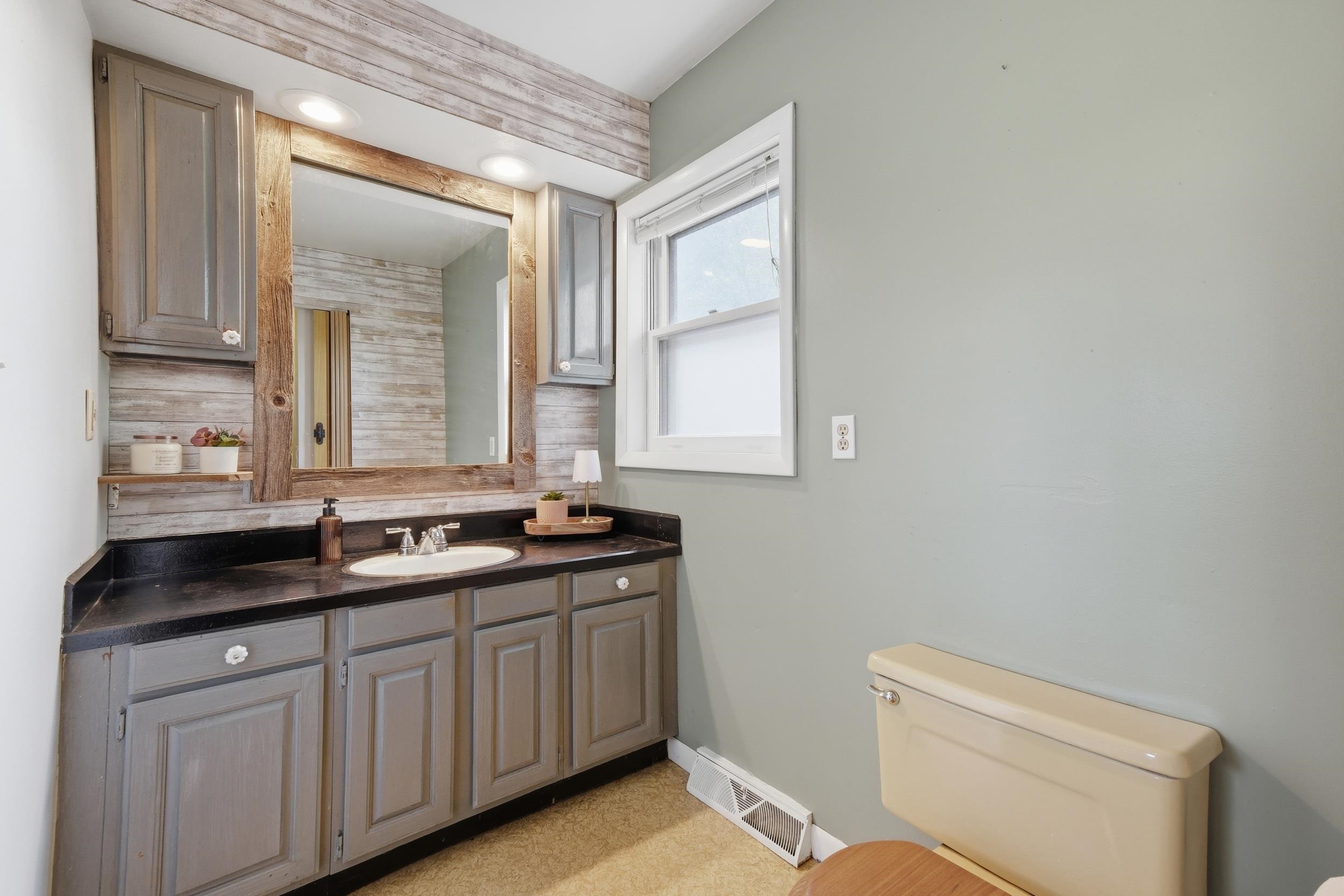 W5102 Bradley Road Rio, WI 53960 - Photo 18 of 61 Gallery Image 18