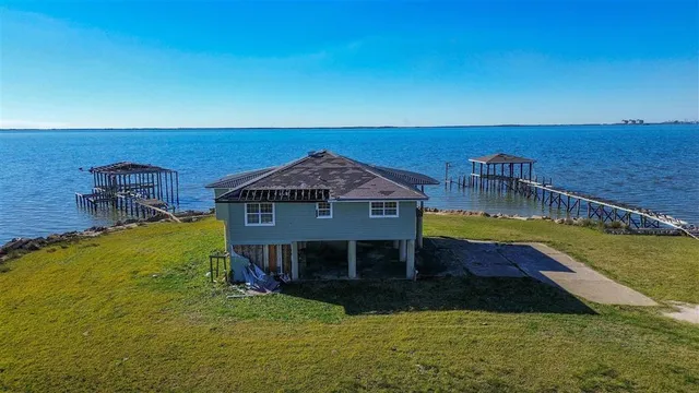 $445,000 | 193 Pelican Point Road, Lake Charles, LA 70607
