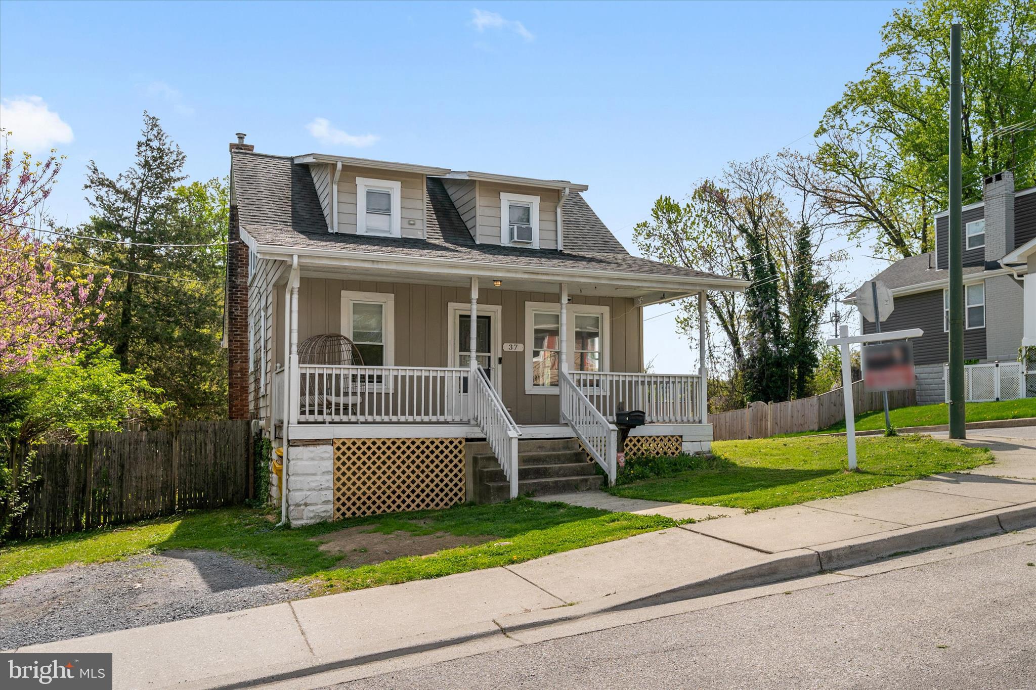 37 Patapsco Road Linthicum Heights, MD 21090 - Photo 2 of 30 Gallery Image 2