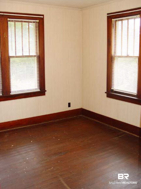 34205 West Barclay Avenue Lillian, AL 36549 - Photo 8 of 46 BR 1 off living room