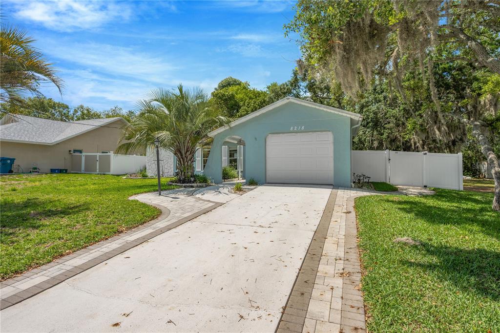8218 Placid Street Spring Hill, FL 34606 - Photo 4 of 68