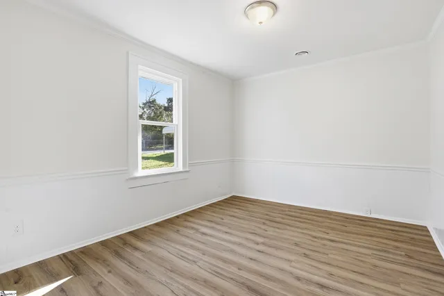 $230,000 | 204 Rogers Avenue, Greenville, SC 29617