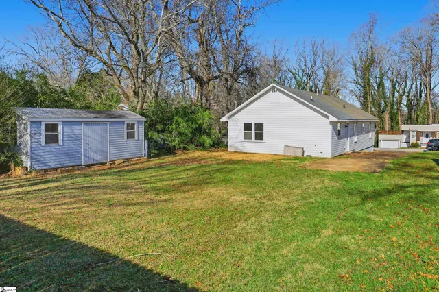 $230,000 | 204 Rogers Avenue, Greenville, SC 29617