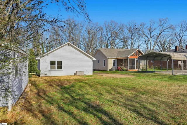 $230,000 | 204 Rogers Avenue, Greenville, SC 29617