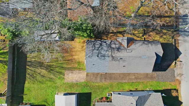 $230,000 | 204 Rogers Avenue, Greenville, SC 29617