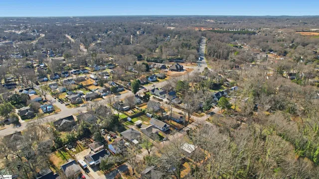 $230,000 | 204 Rogers Avenue, Greenville, SC 29617