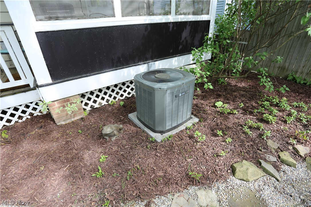1008 Rushleigh Road Cleveland Heights, OH 44121 - Photo 27 of 28