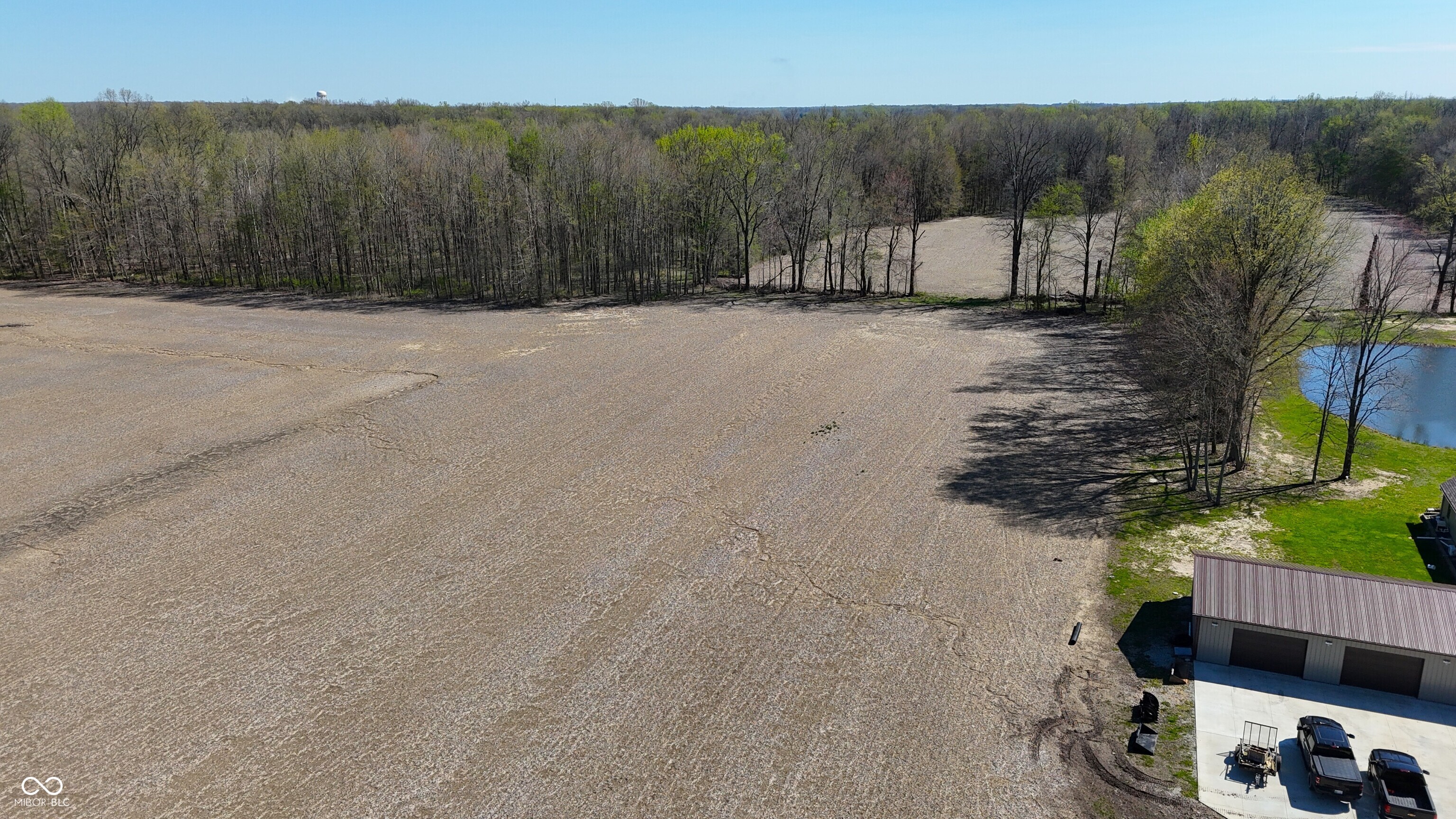 5401 West Deaver Road Columbus, IN 47201 - Photo 7 of 46