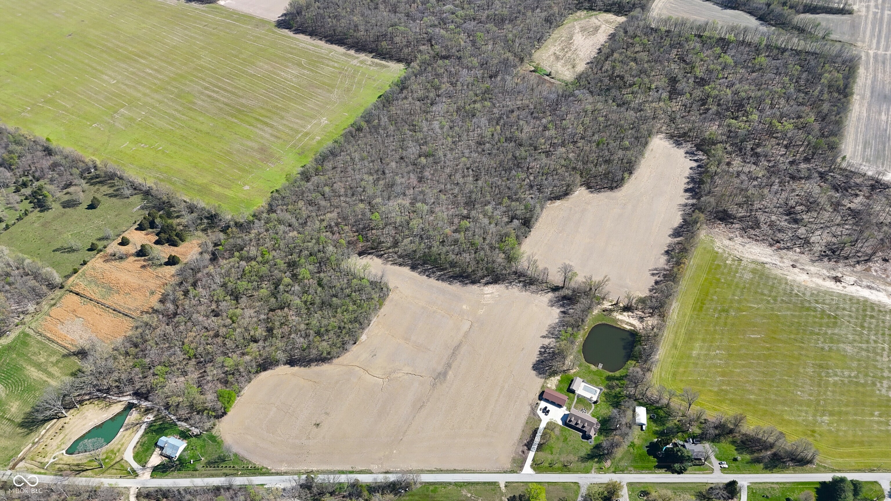 5401 West Deaver Road Columbus, IN 47201 - Photo 8 of 46