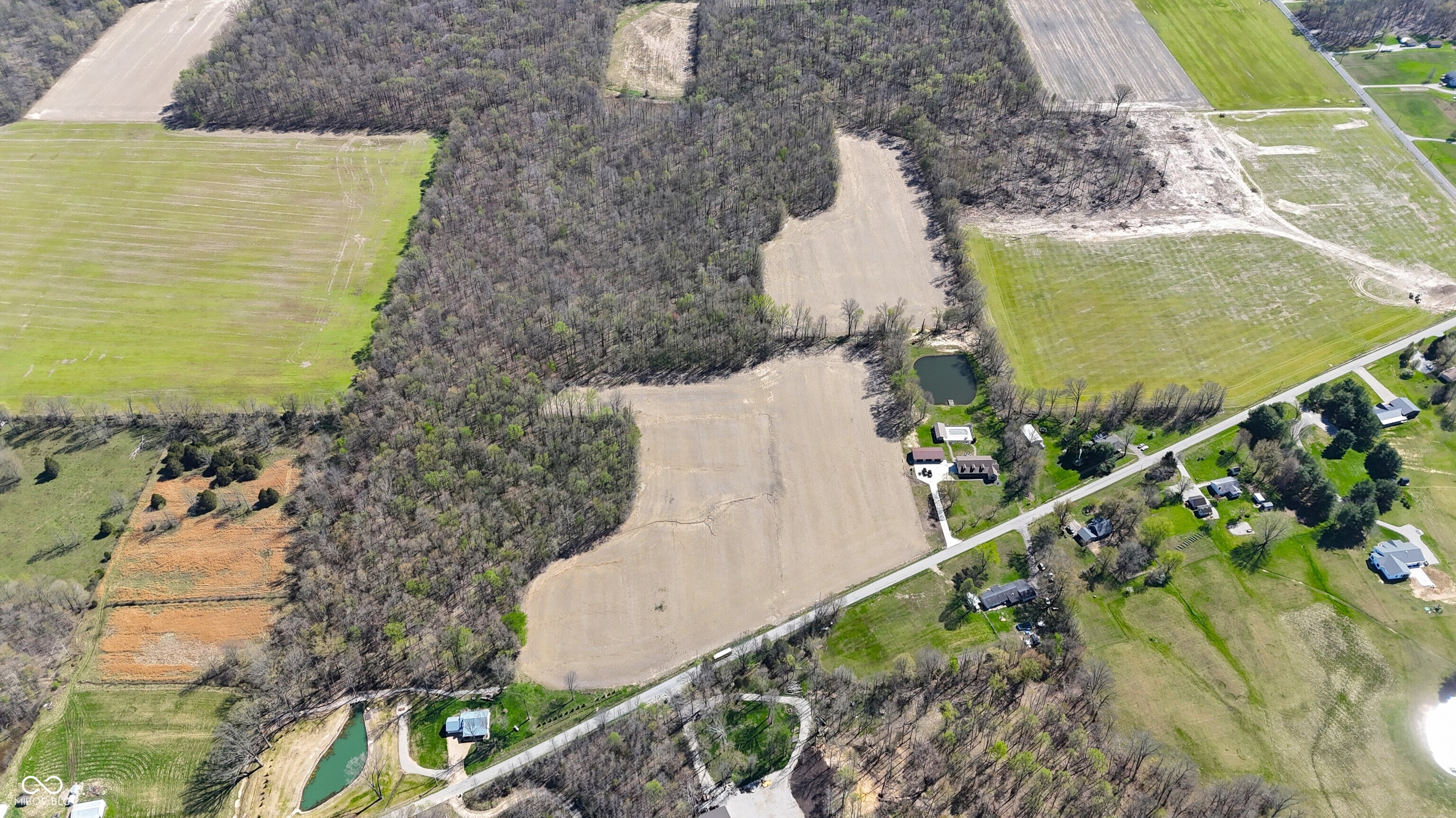 5401 West Deaver Road Columbus, IN 47201 - Photo 9 of 46