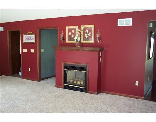 8975 Knouff Road Piqua, OH 45356 - Photo 4 of 18 Gallery Image 4