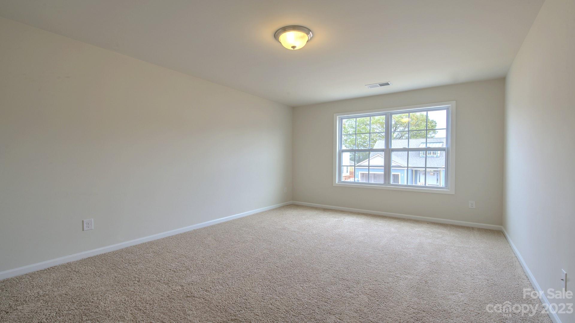 633 Fox Cove Road Hendersonville, NC 28792 - Photo 11 of 12 Gallery Image 11