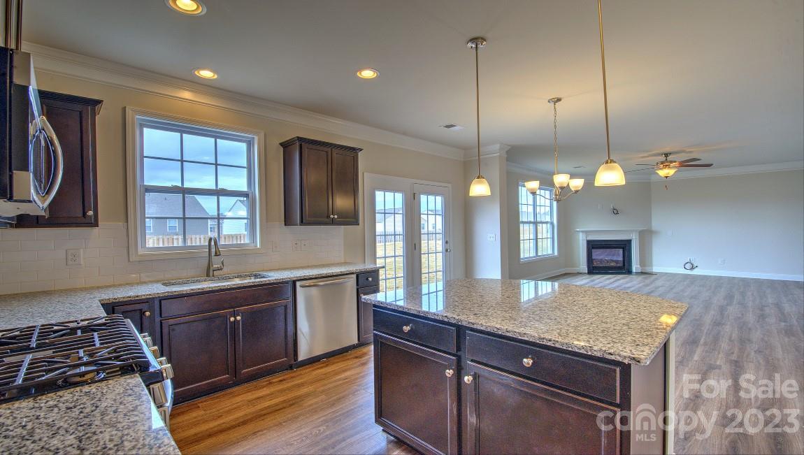 633 Fox Cove Road Hendersonville, NC 28792 - Photo 7 of 12 Gallery Image 7