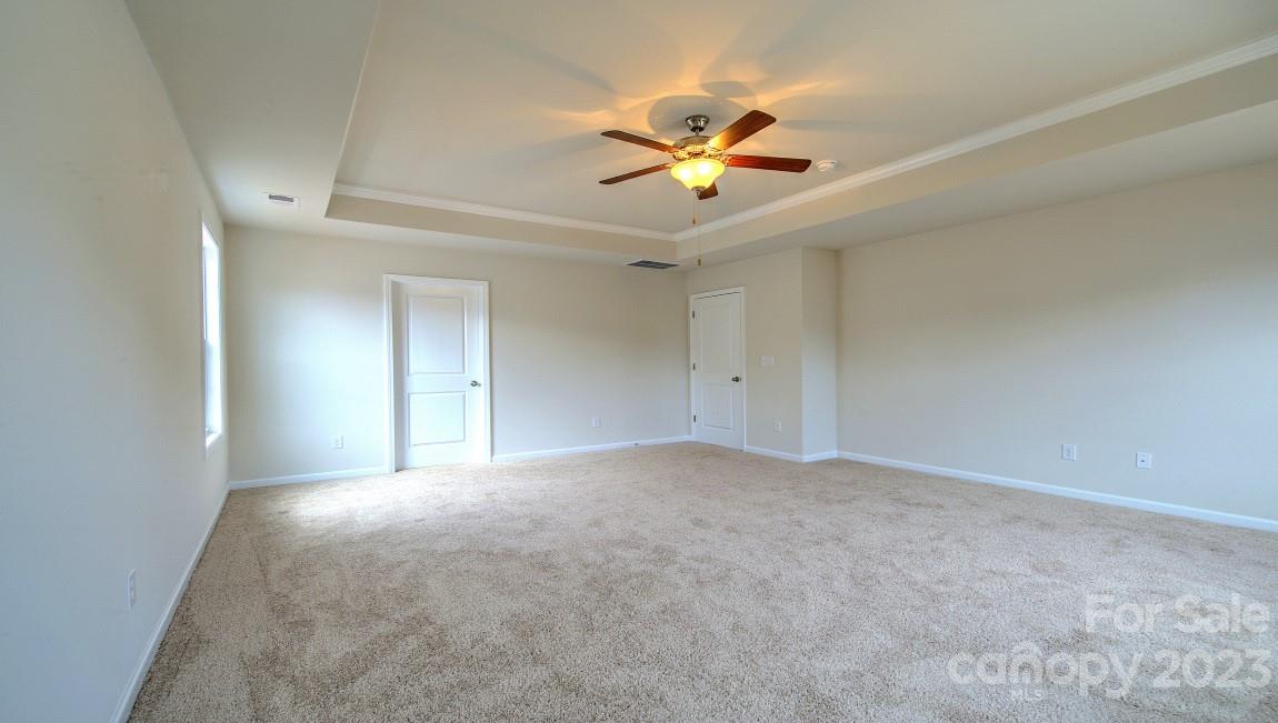 633 Fox Cove Road Hendersonville, NC 28792 - Photo 9 of 12 Gallery Image 9