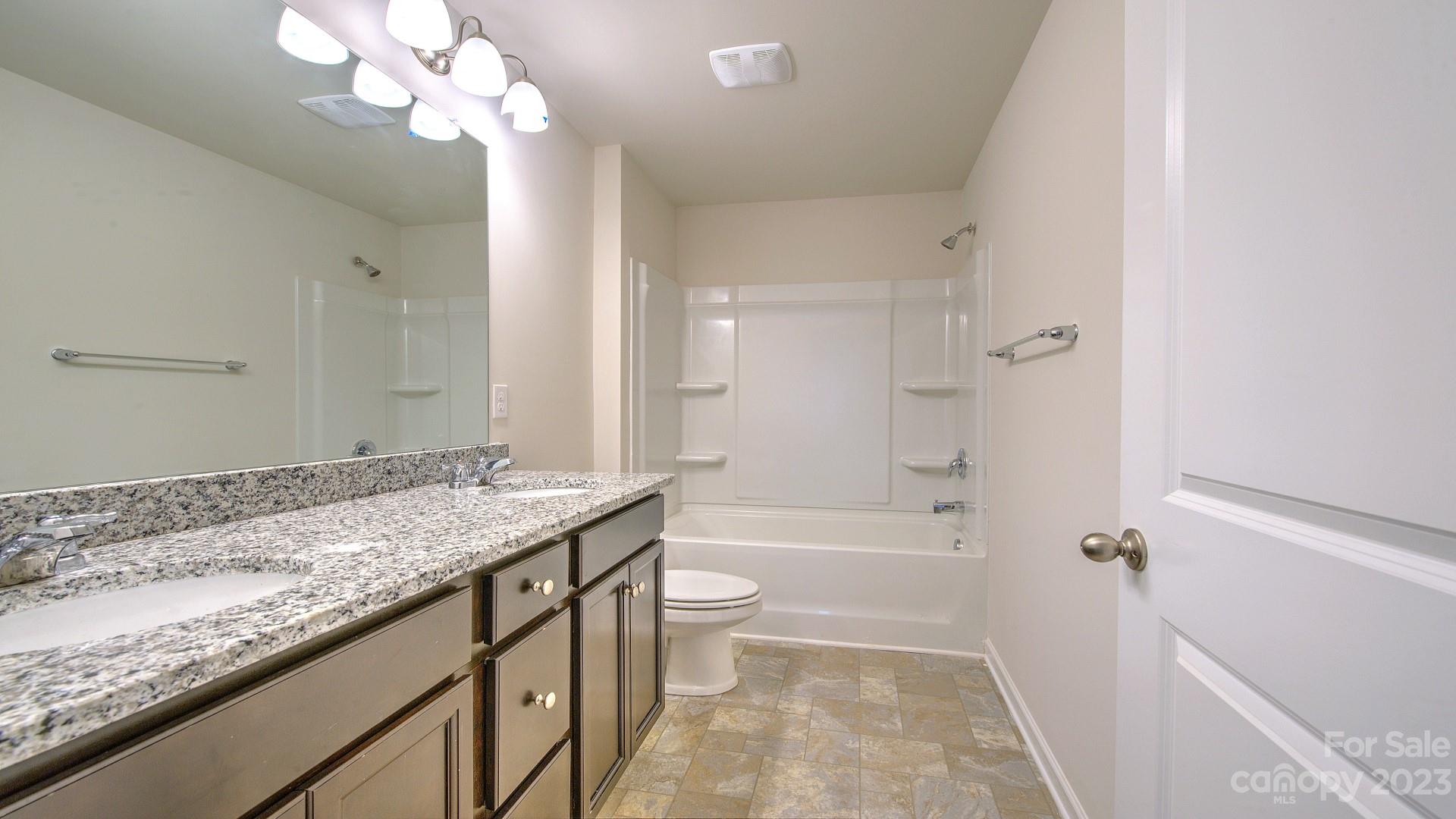633 Fox Cove Road Hendersonville, NC 28792 - Photo 10 of 12 Gallery Image 10