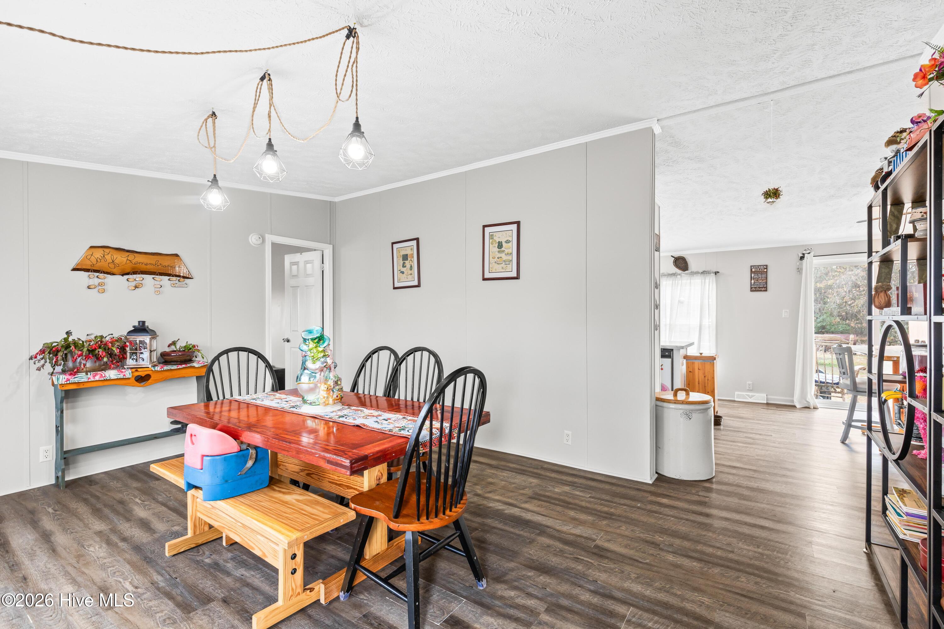 484 Briarneck Road Jacksonville, NC 28540 - Photo 4 of 31 4