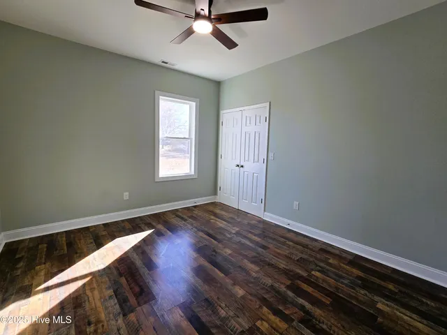 $261,900 | 214 East Railroad Street, La Grange, NC 28551