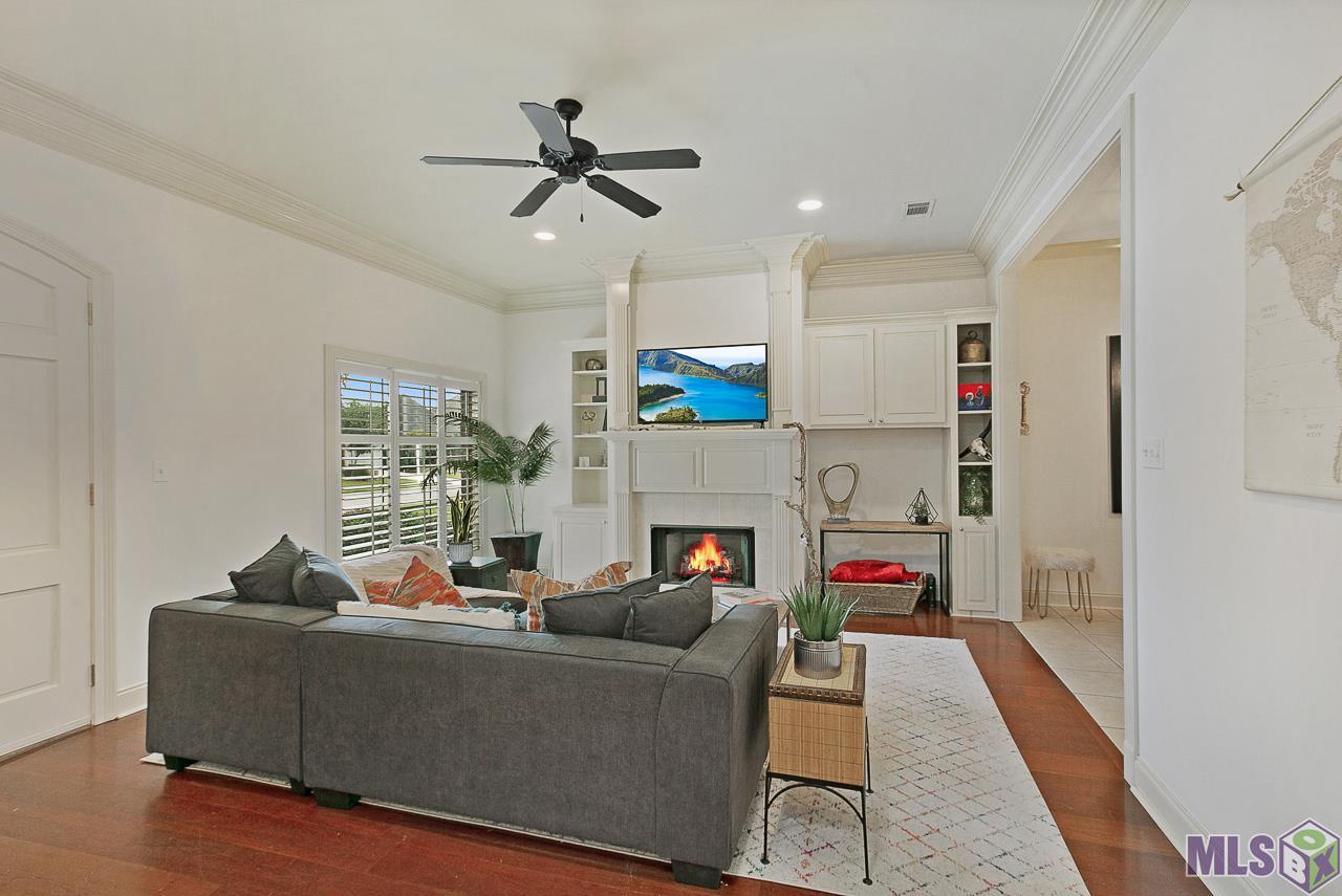 10346 Springridge Avenue Baton Rouge, LA 70810 - Photo 4 of 25 Gallery Image 4