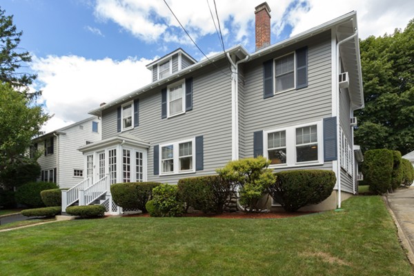 17 Hammond Road Belmont, MA 02478 - Photo 3 of 30 Gallery Image 3