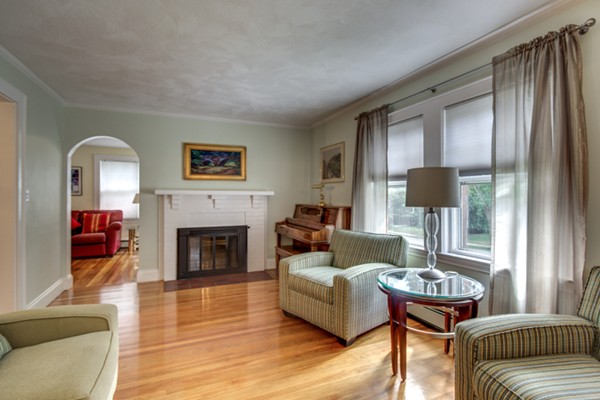17 Hammond Road Belmont, MA 02478 - Photo 5 of 30 Gallery Image 5