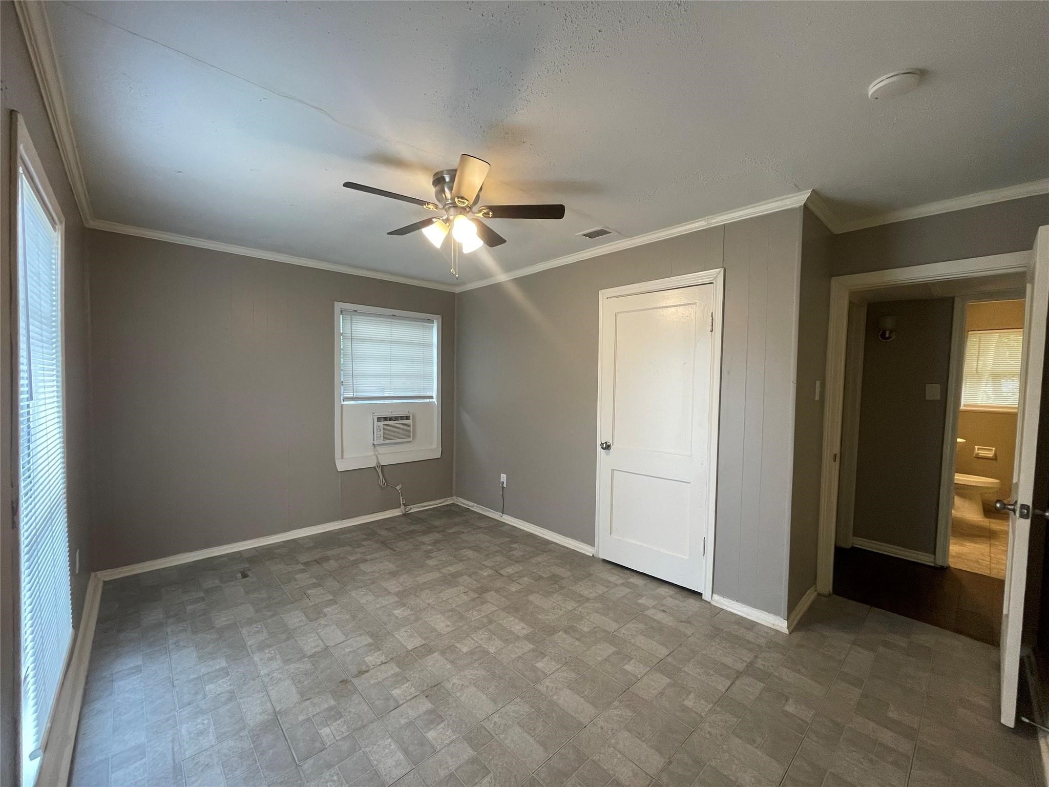 5314 Dewberry Street Houston, TX 77021 - Photo 8 of 11