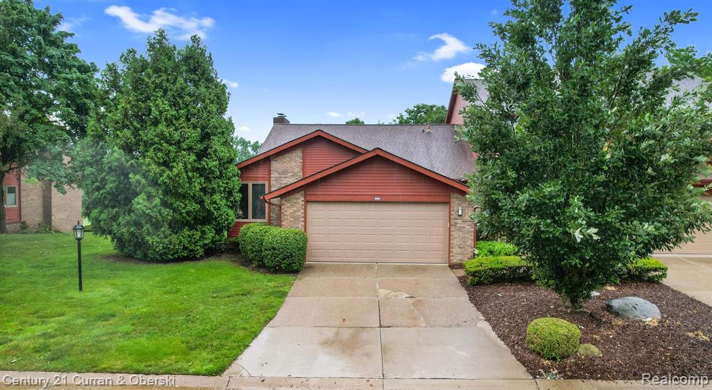 866 Green View Court, Unit 6 Rochester Hills, MI 48307 - Photo 3 of 64