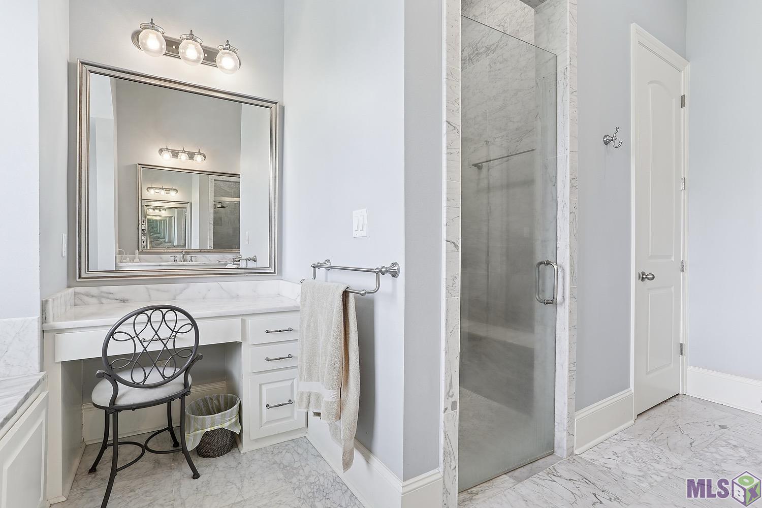 13013 West Waterside Drive Baton Rouge, LA 70818 - Photo 17 of 27 Primary bathroom vanity area