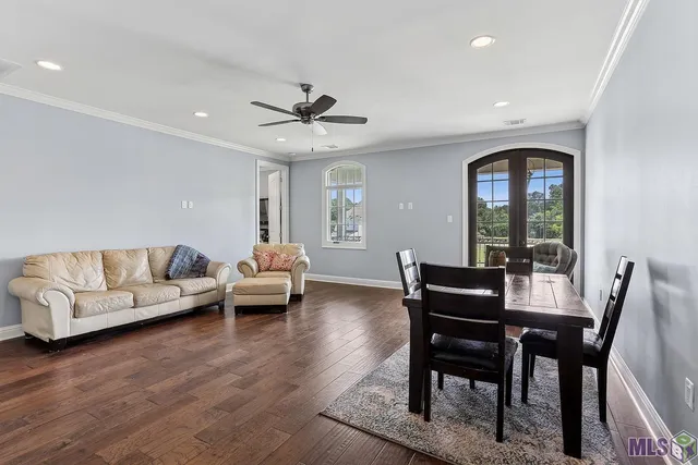 $950,000 | 13013 West Waterside Drive, Baton Rouge, LA 70818