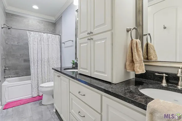 $950,000 | 13013 West Waterside Drive, Baton Rouge, LA 70818