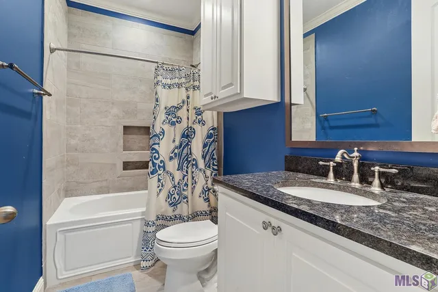 $950,000 | 13013 West Waterside Drive, Baton Rouge, LA 70818