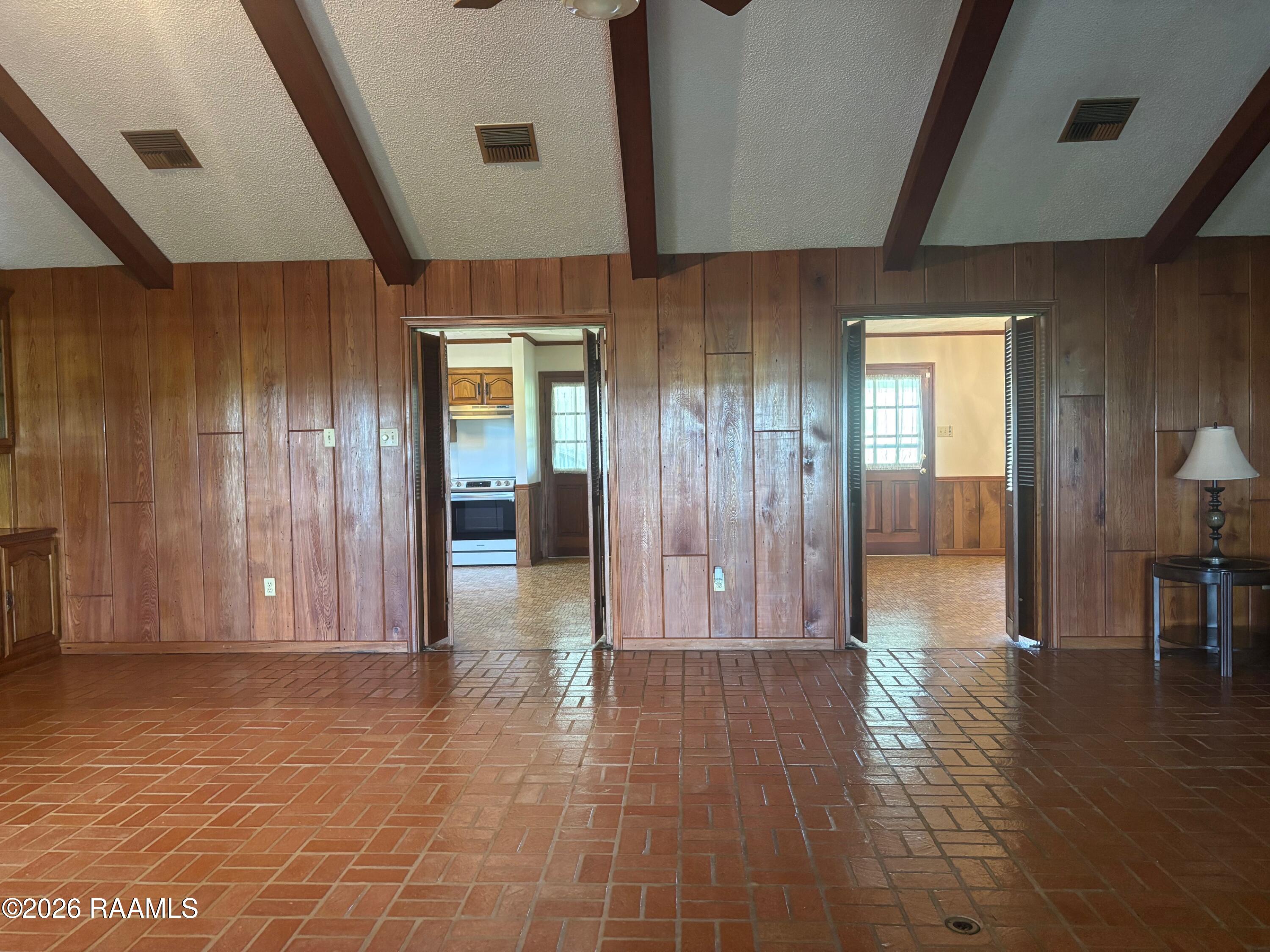 319 Roger Road Lafayette, LA 70507 - Photo 4 of 29