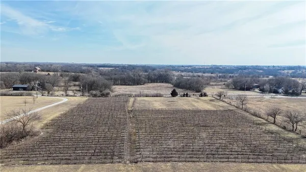 $300,000 | 0 North Rockville Road, Louisburg, KS 66053