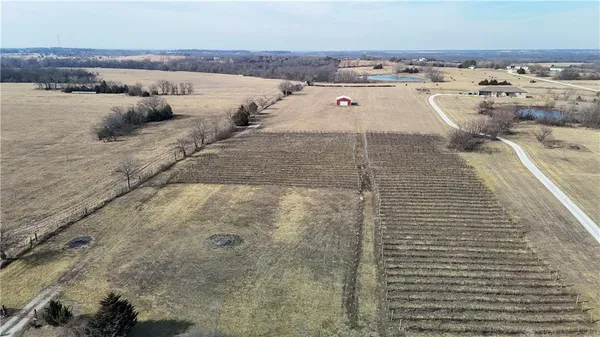$300,000 | 0 North Rockville Road, Louisburg, KS 66053