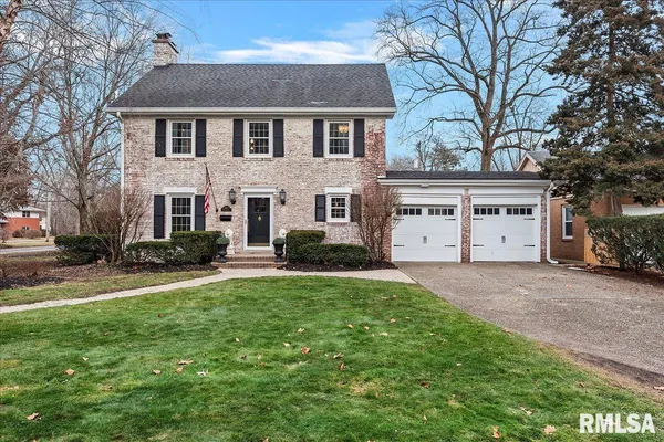 $430,000 | 1700 Bates Avenue, Springfield, IL 62704