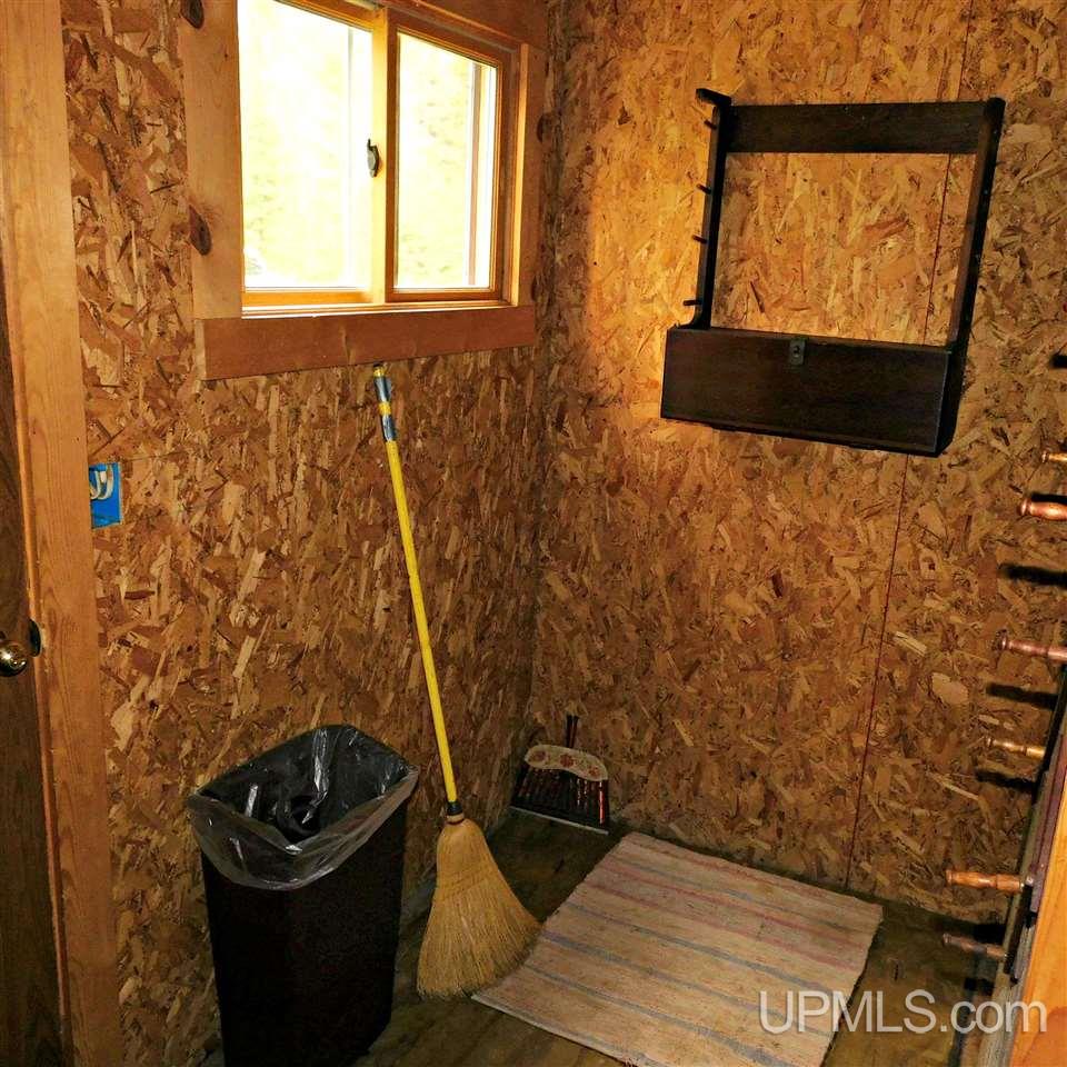 4357 Foster City Road Vulcan, MI 49892 - Photo 11 of 28