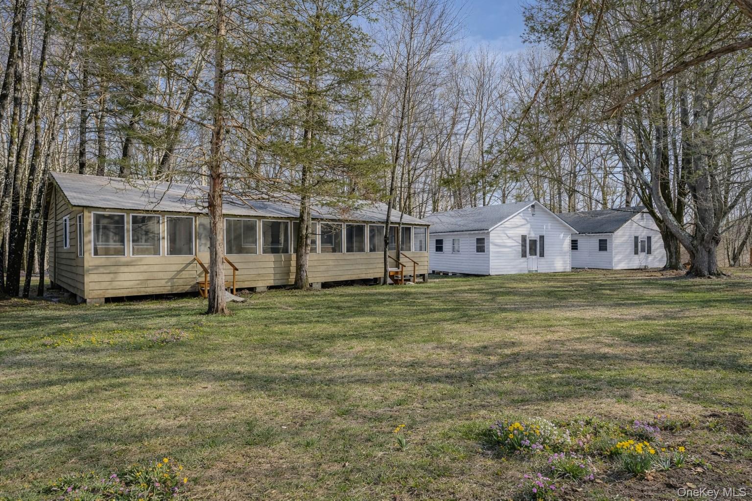 9 Solway Road Saugerties, NY 12477 - Photo 4 of 44
