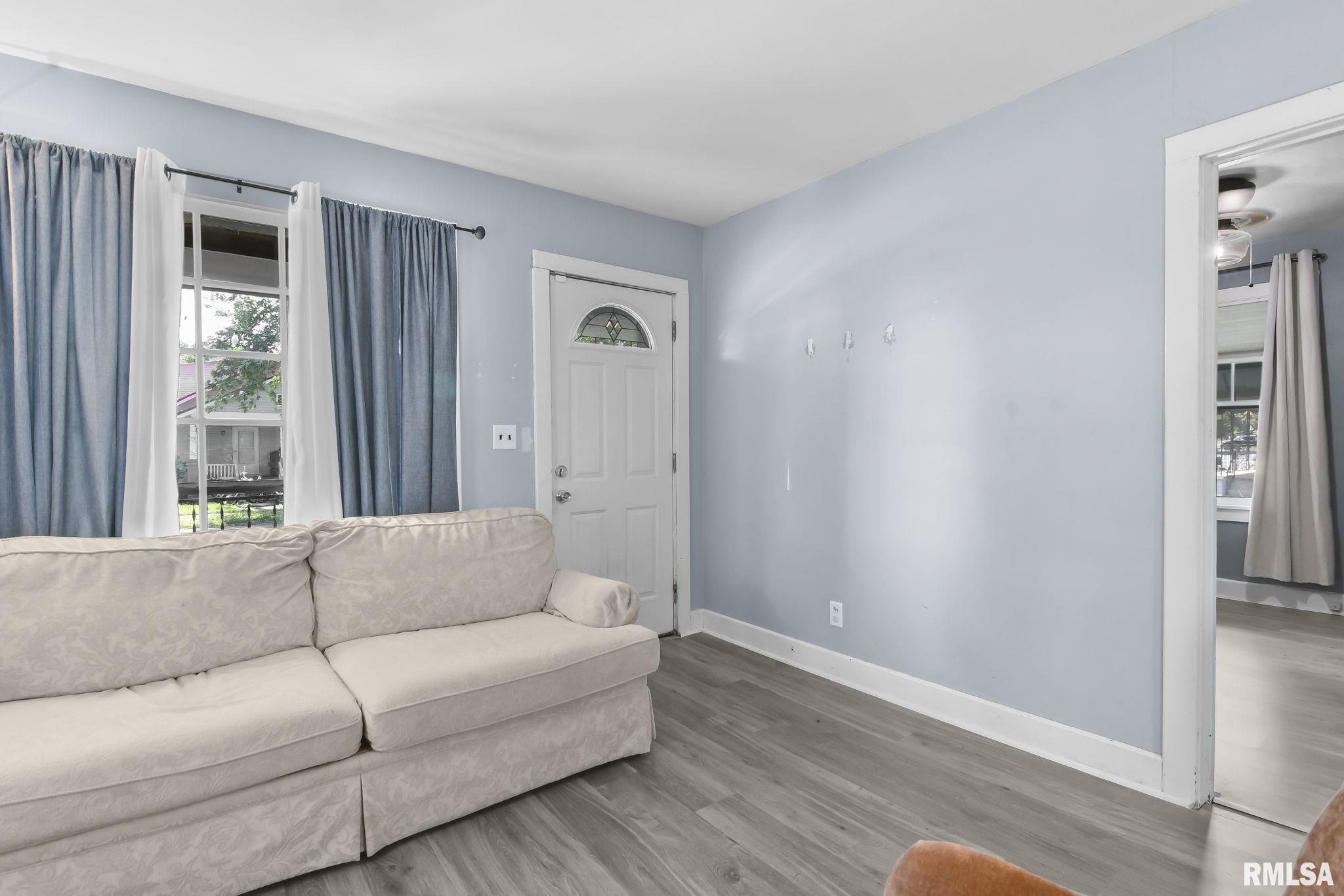 1531 Keys Avenue Springfield, IL 62702 - Photo 4 of 23