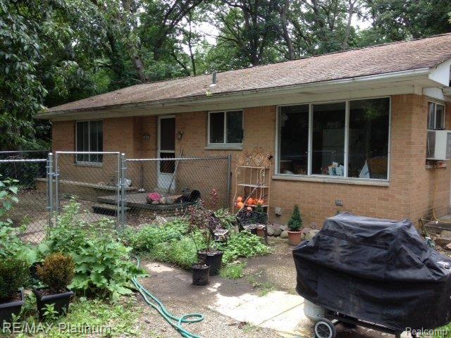 4222 Bauer Road Brighton, MI 48116 - Photo 1 of 2 4222 bauer 2.JPG