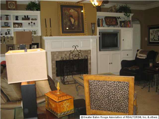 11142 Paddock Avenue Baton Rouge, LA 70816 - Photo 4 of 15 Gallery Image 4