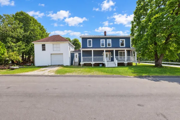 $269,900 | 4 Pearl Street, Mexico, ME 04257