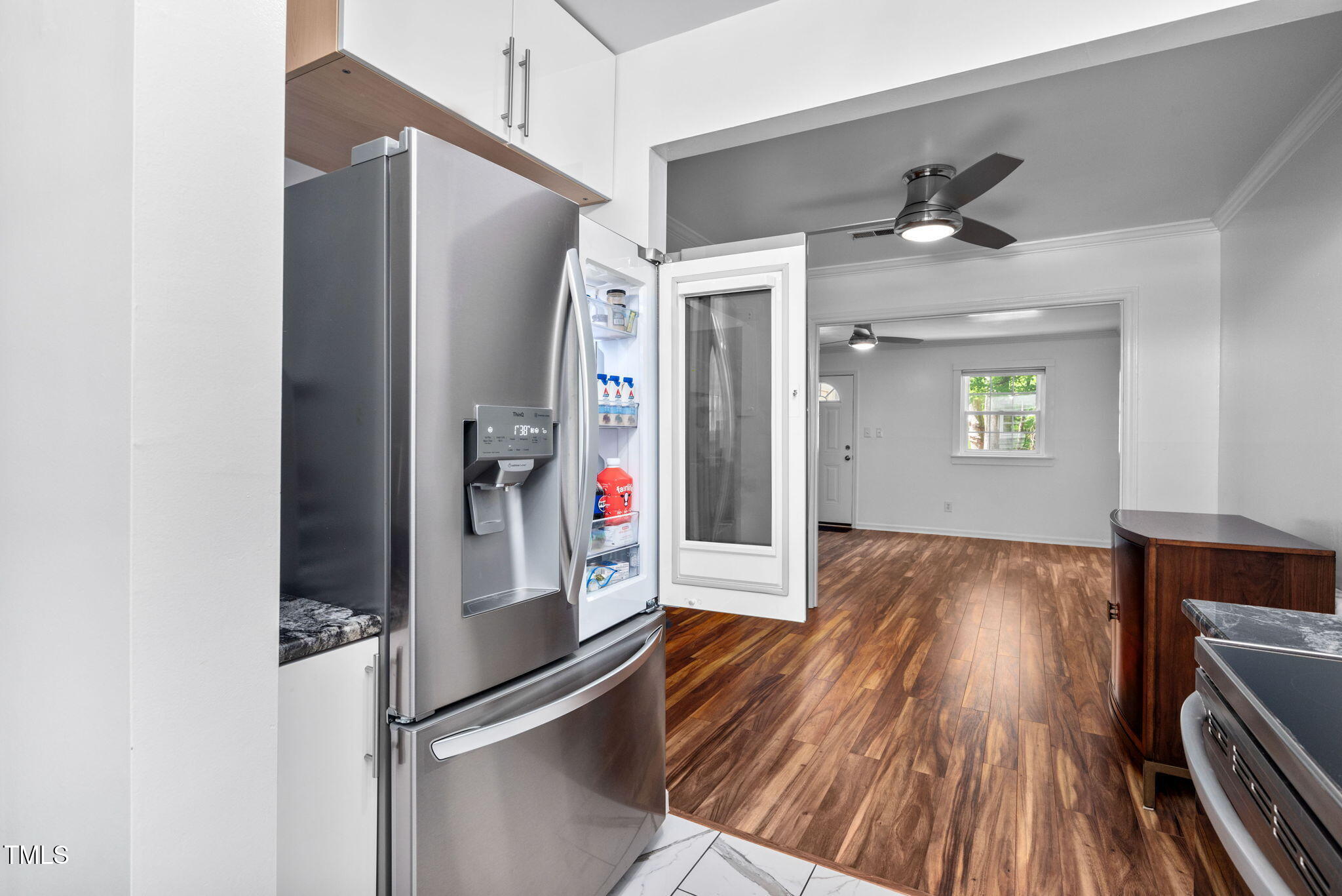 6565 New Market Way Raleigh, NC 27615 - Photo 7 of 29 Check out the fridge!