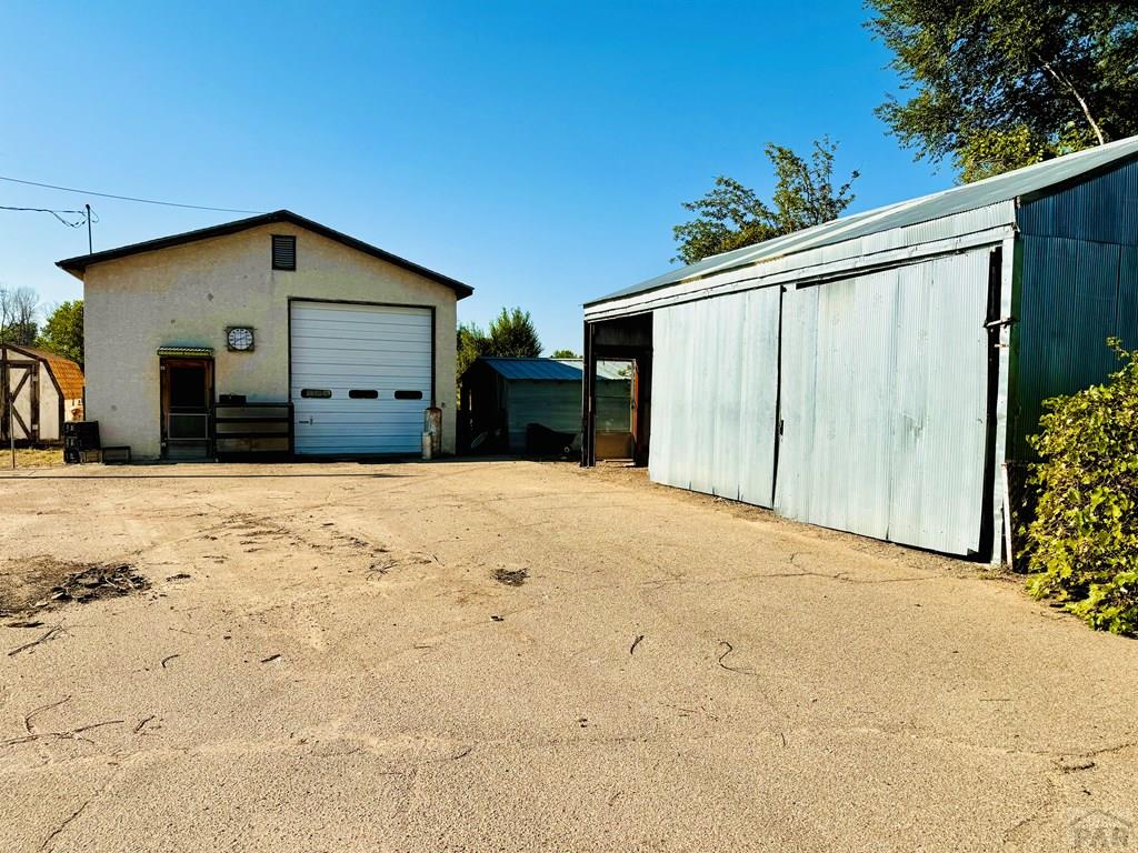 2236 Hillside Road Pueblo, CO 81006 - Photo 16 of 45 Gallery Image 16