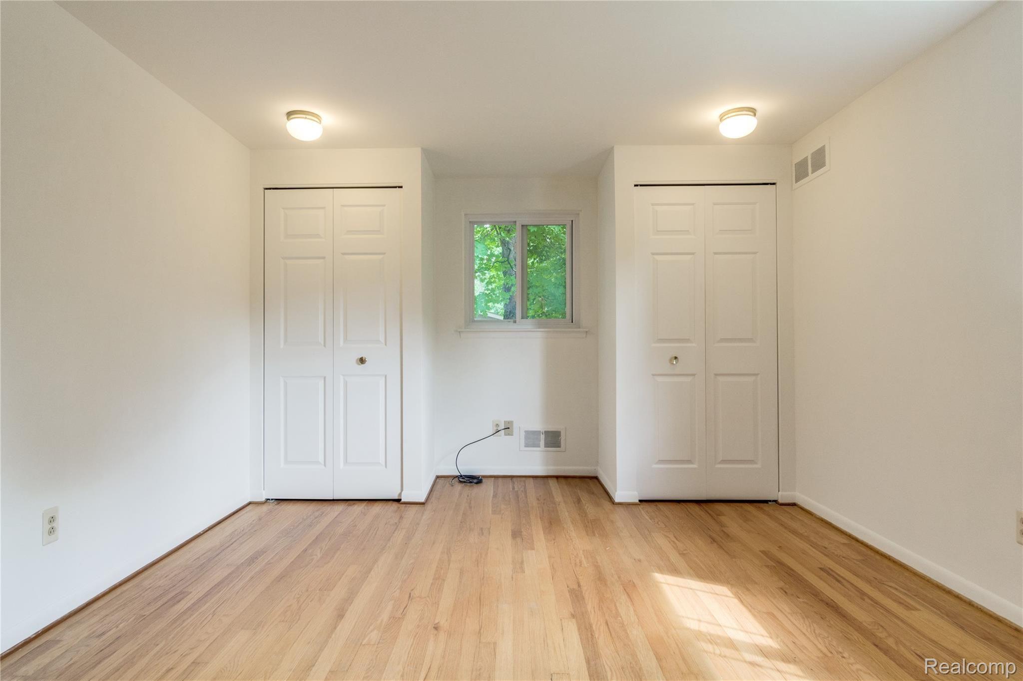 28815 Summerwood Road Farmington, MI 48334 - Photo 38 of 52 Interiors (42 of 50).jpg